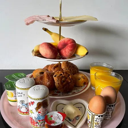 't Voorthuisje - De Romantische Getaway Voor Twee Frühstückspension