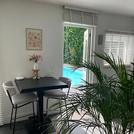 't Voorthuisje - De Romantische Getaway Voor Twee Frühstückspension 4*